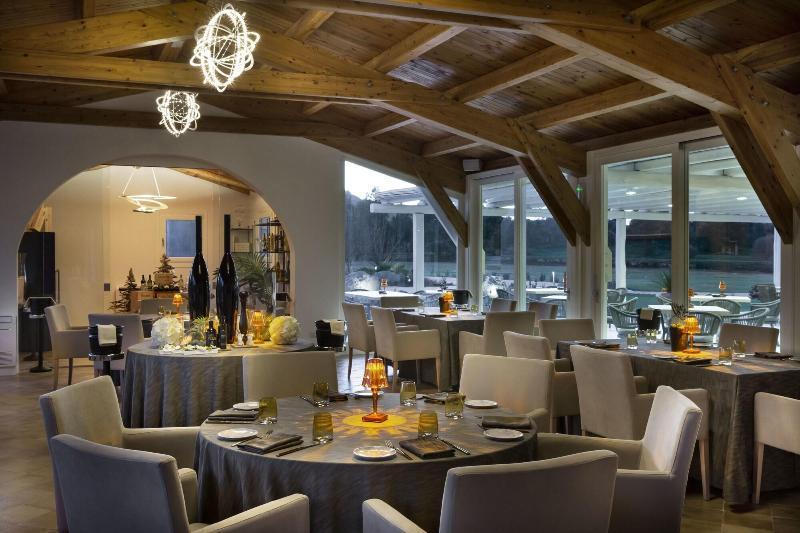 Li Neuli Country Club Hotel Сан Панталео Екстериор снимка